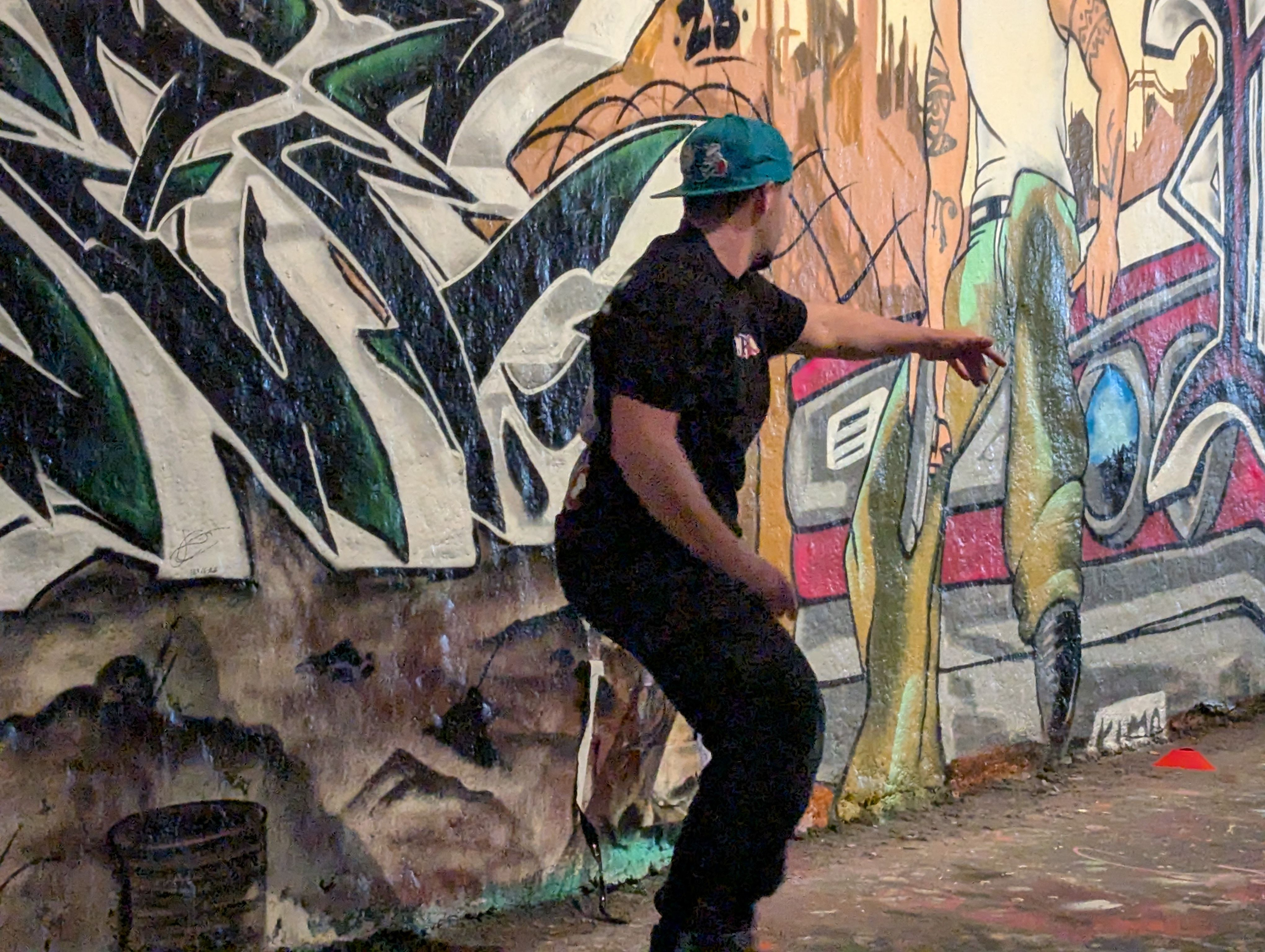 Leakes Arches Graffiti Dance